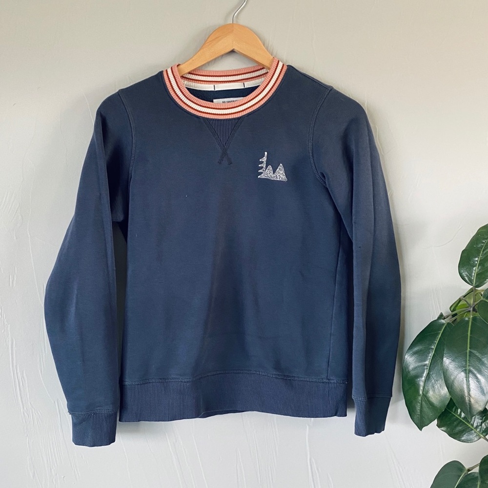 REI Tree & Mountain Embroidered Crewneck Pullover